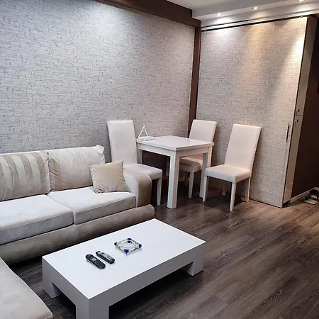 The Easy House Apartment