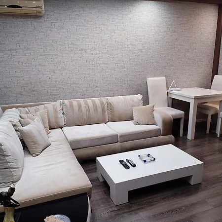 Apartment The Easy House Tirana